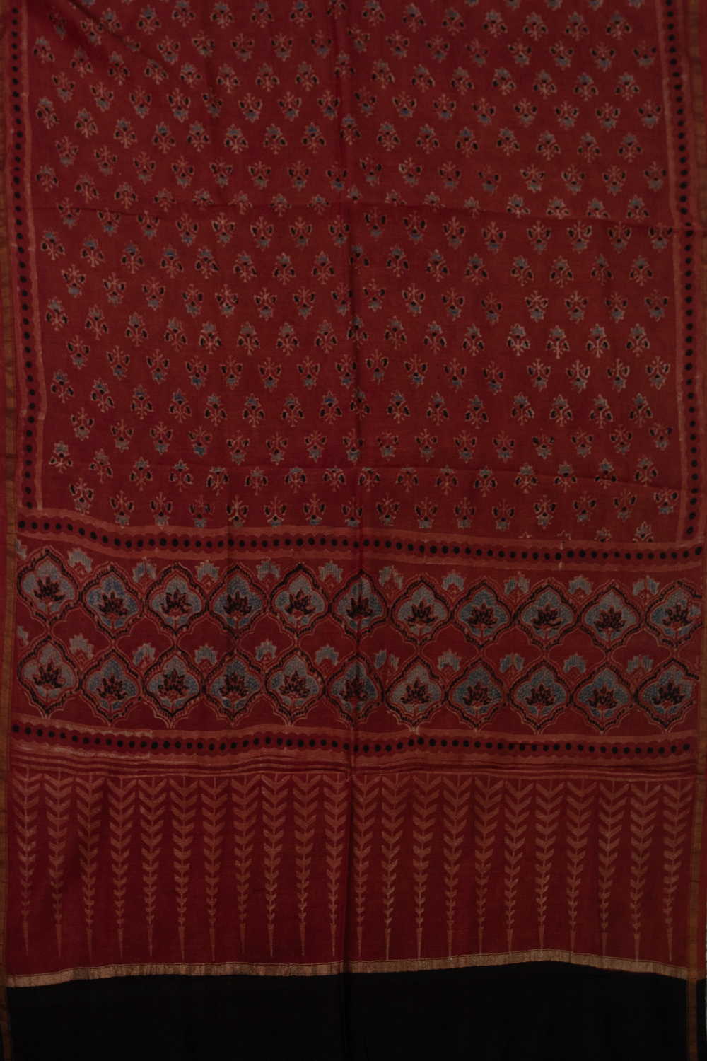 Unstitched Suits - Matkatus 