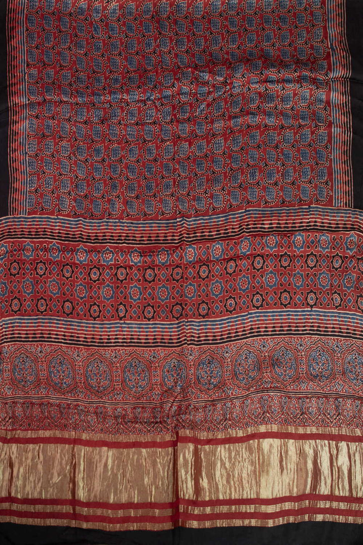 Ajrak Suits - Matkatus 