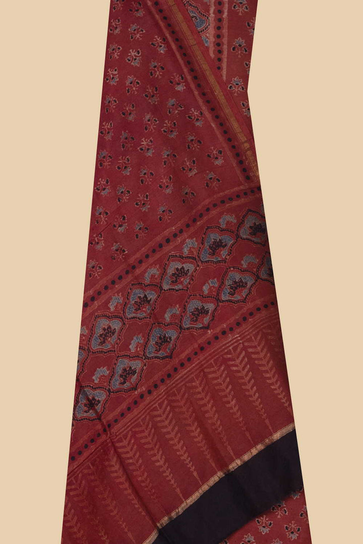 Ajrak Suits - Matkatus