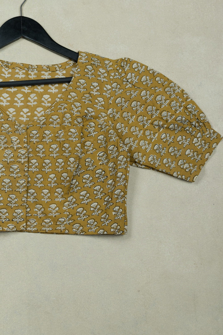 Handcrafted Blouse - Matkatus