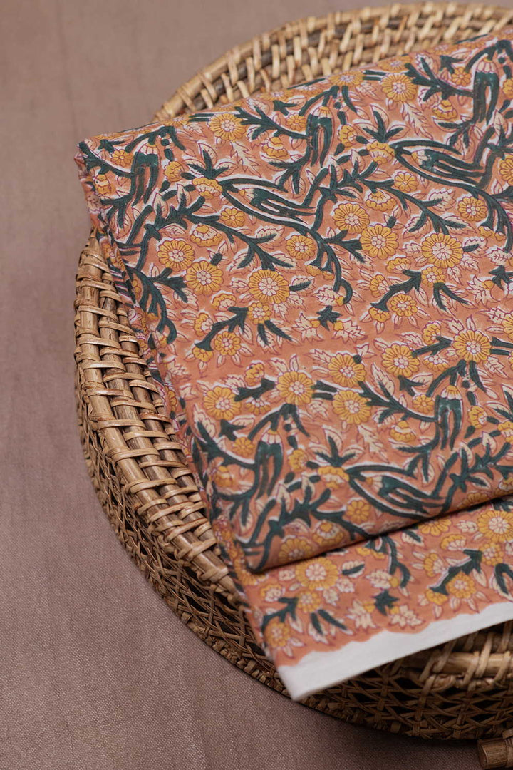 Cotton fabric-Matkatus 