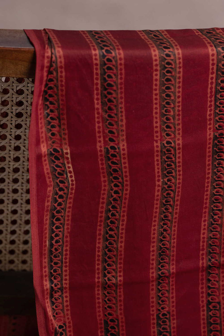 Silk Fabrics - Matkatus 
