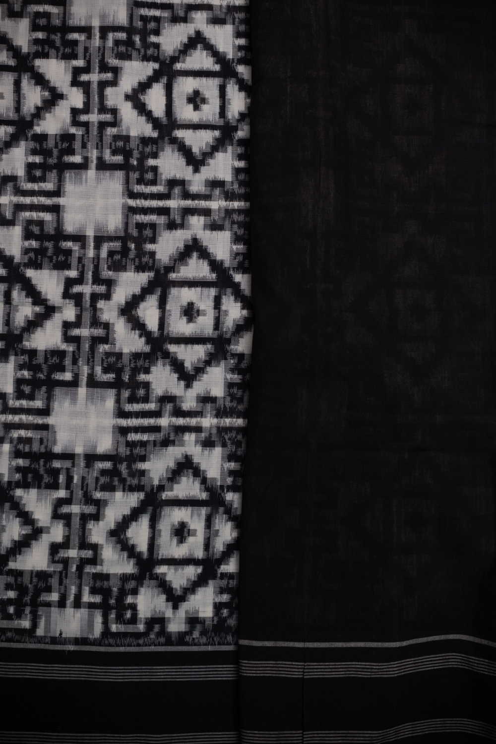 Ikat Saree - Matkatus 