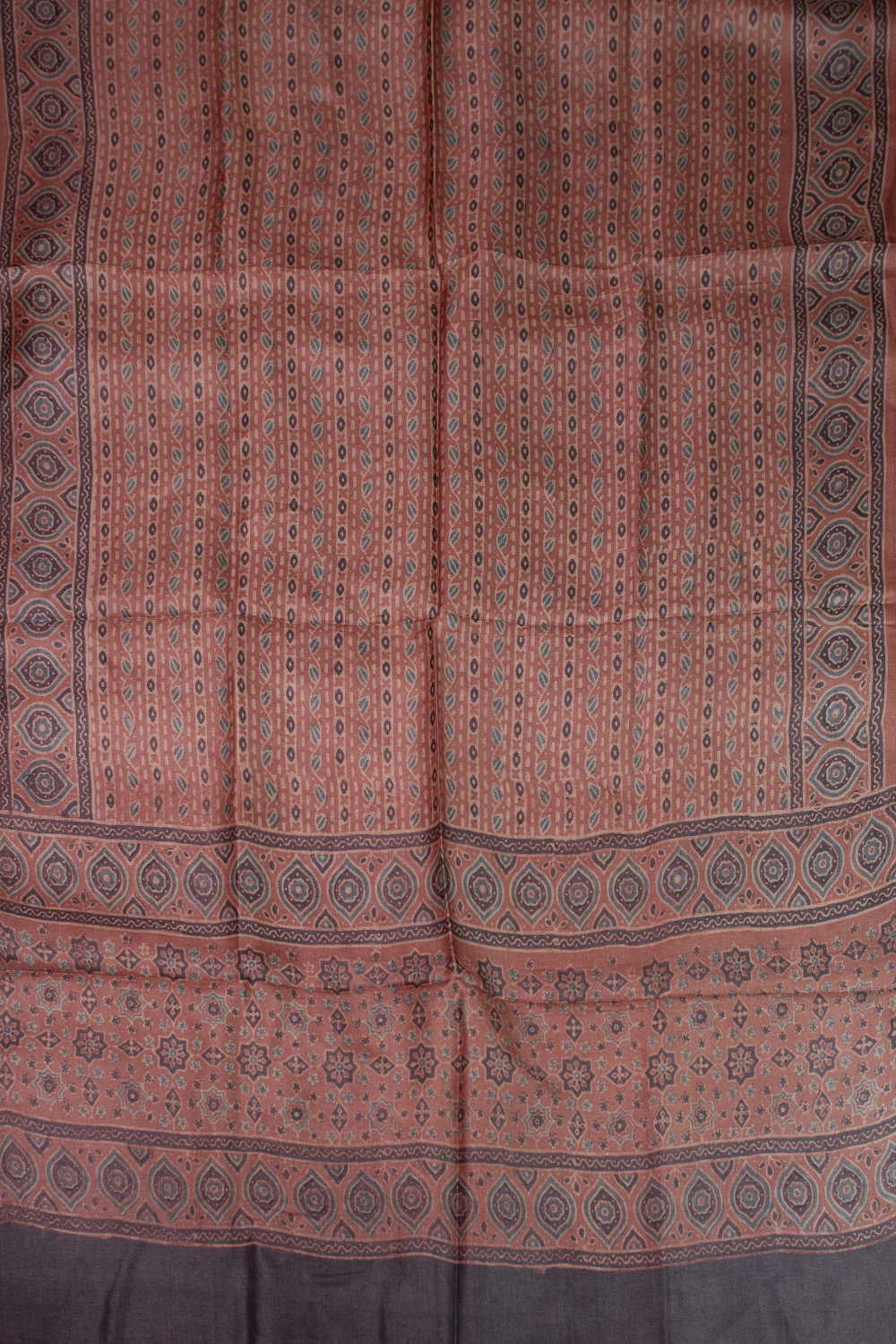 Top & Dupatta -Matkatus 