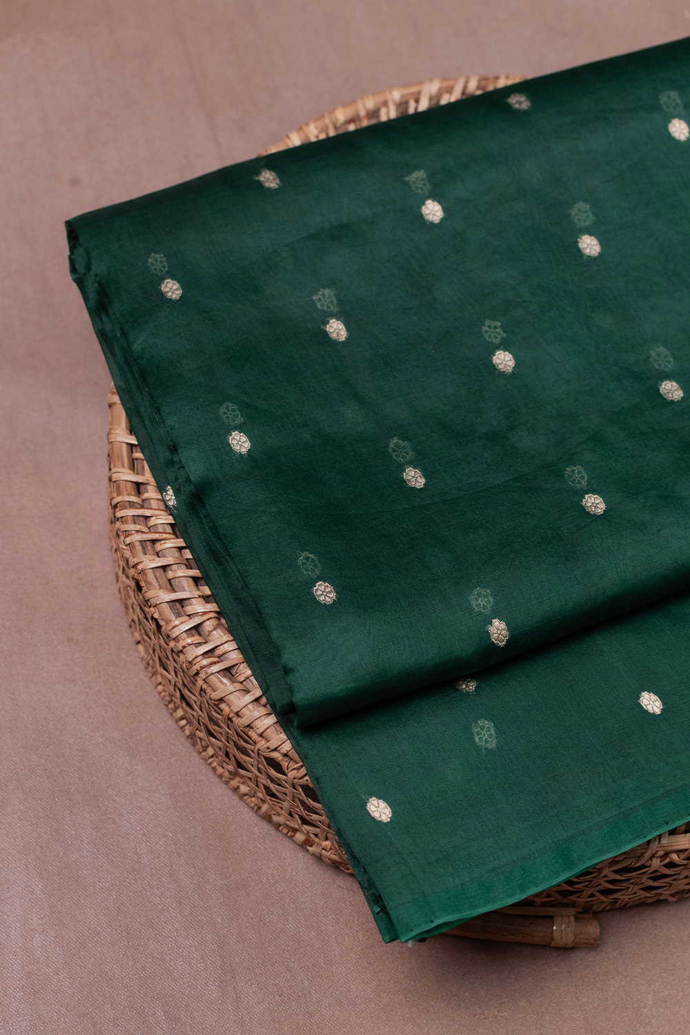 Silk Fabric - Matkatus 