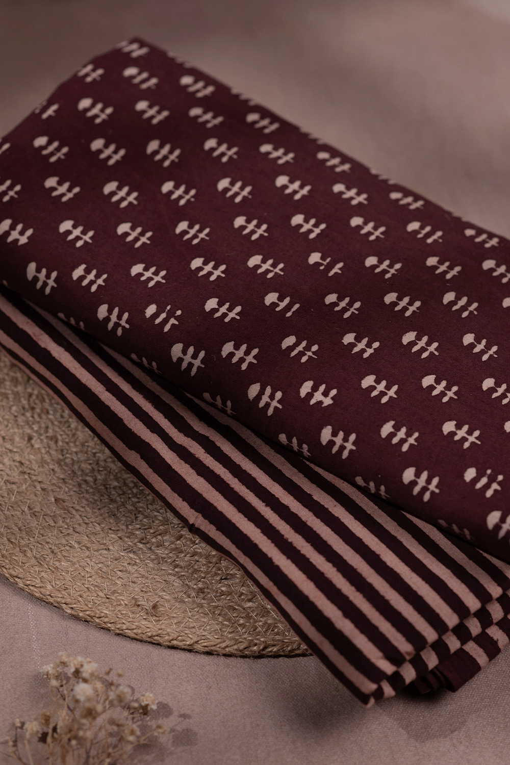 Unstitched Suits - Matkatus