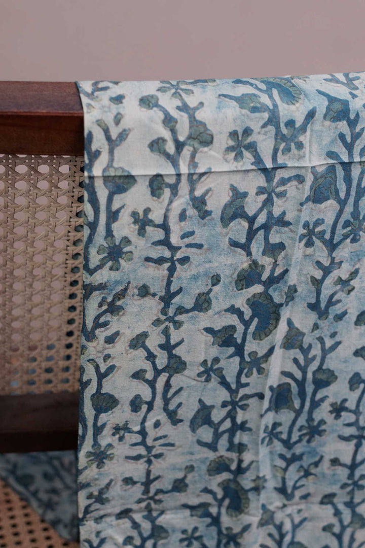 Cotton Fabric-Matkatus 