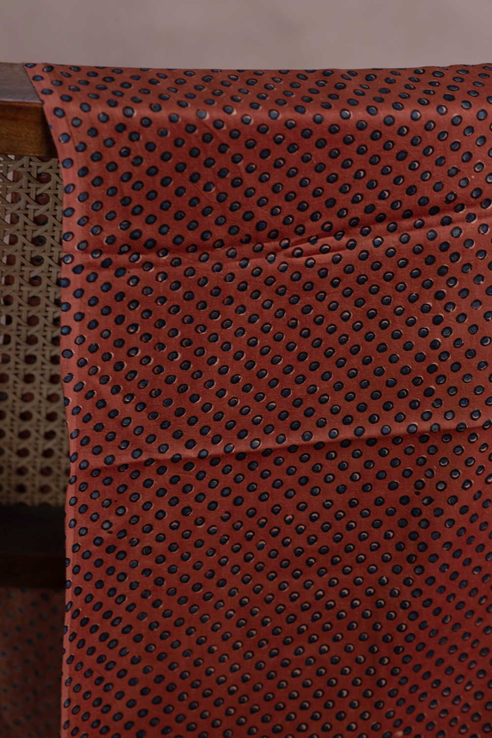 Silk Fabrics - Matkatus 