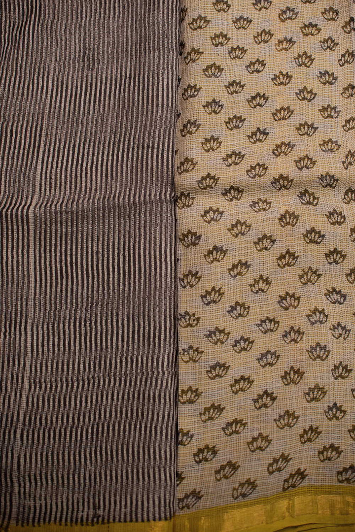 Sarees - Matkatus 