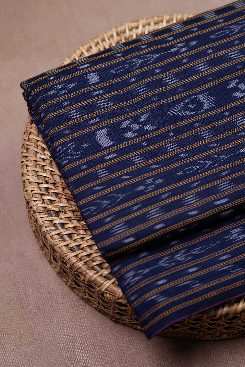 Ikat Fabric - Matkatus 