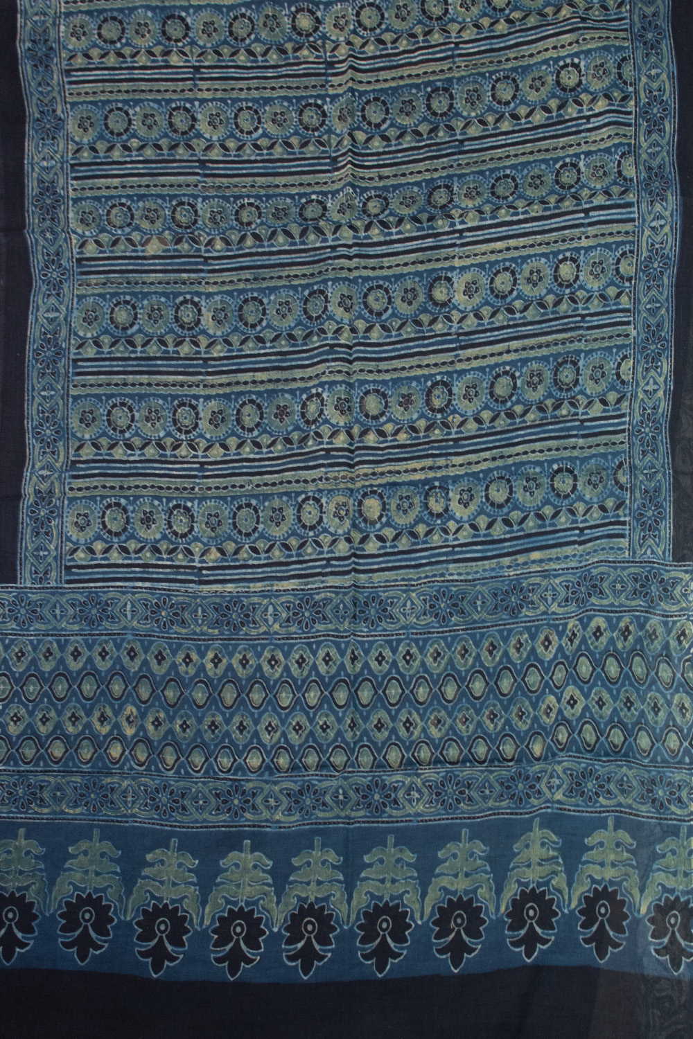 Ajrak Cotton Dupatta - Matkatus 