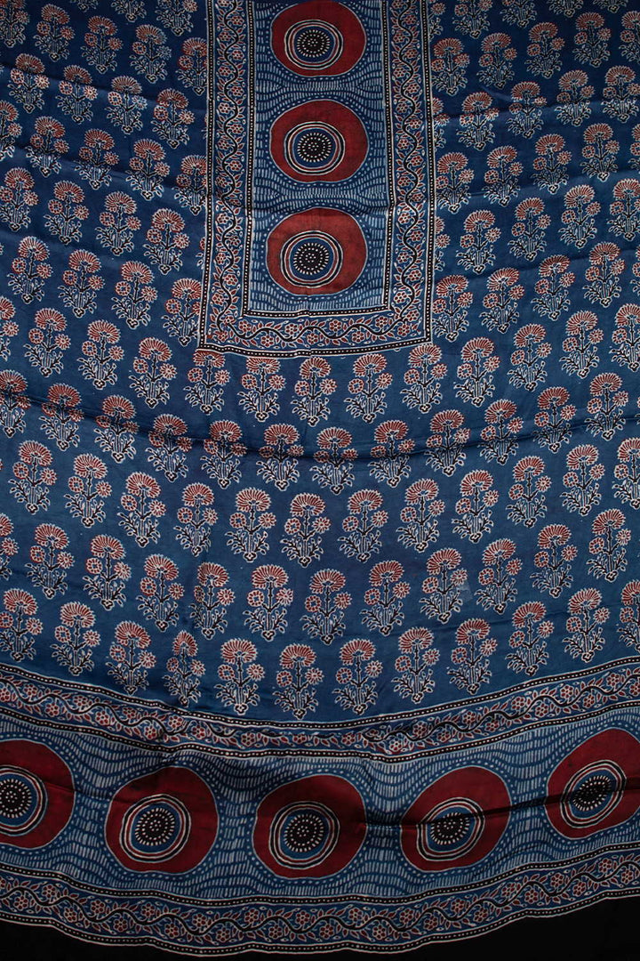 Top & Dupatta - Matkatus