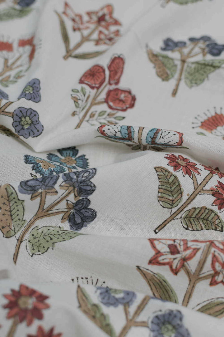 Prettiest Butta - Cream Sanganeri Cotton Fabric