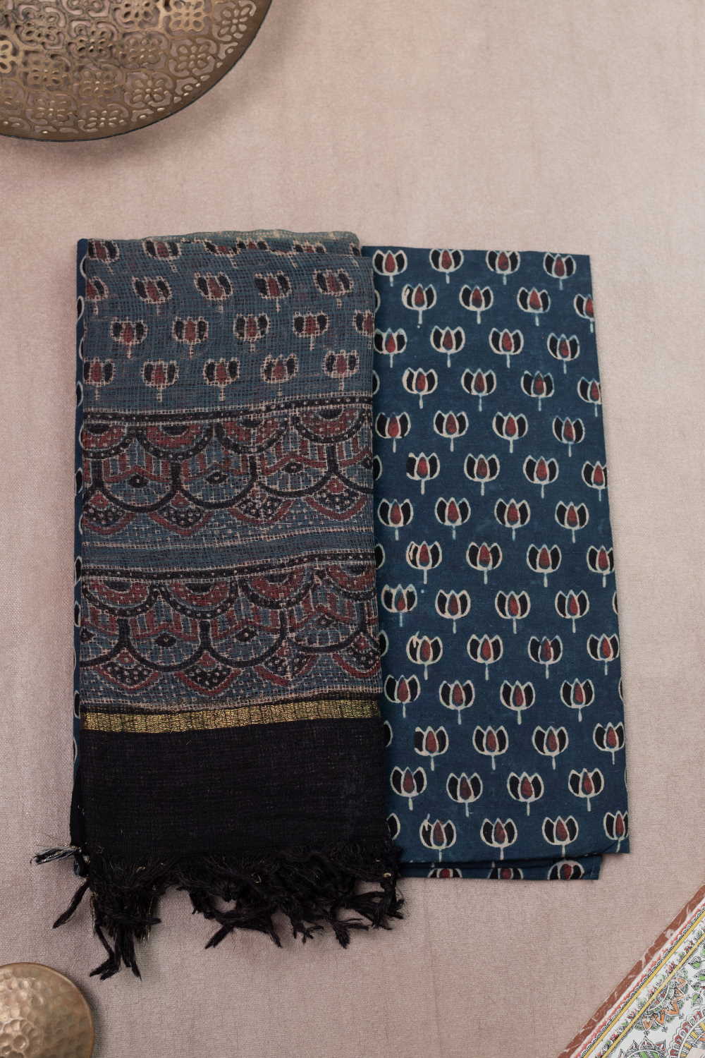 Ajrak Suits-Matkatus 