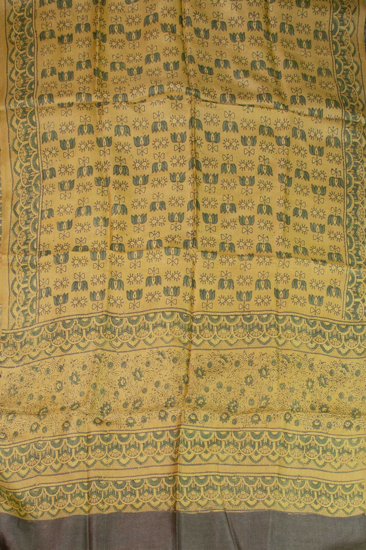 Unstitched Suits - Matkatus 