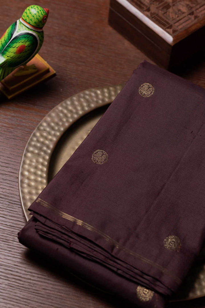 Pattu Saree - Matkatus 