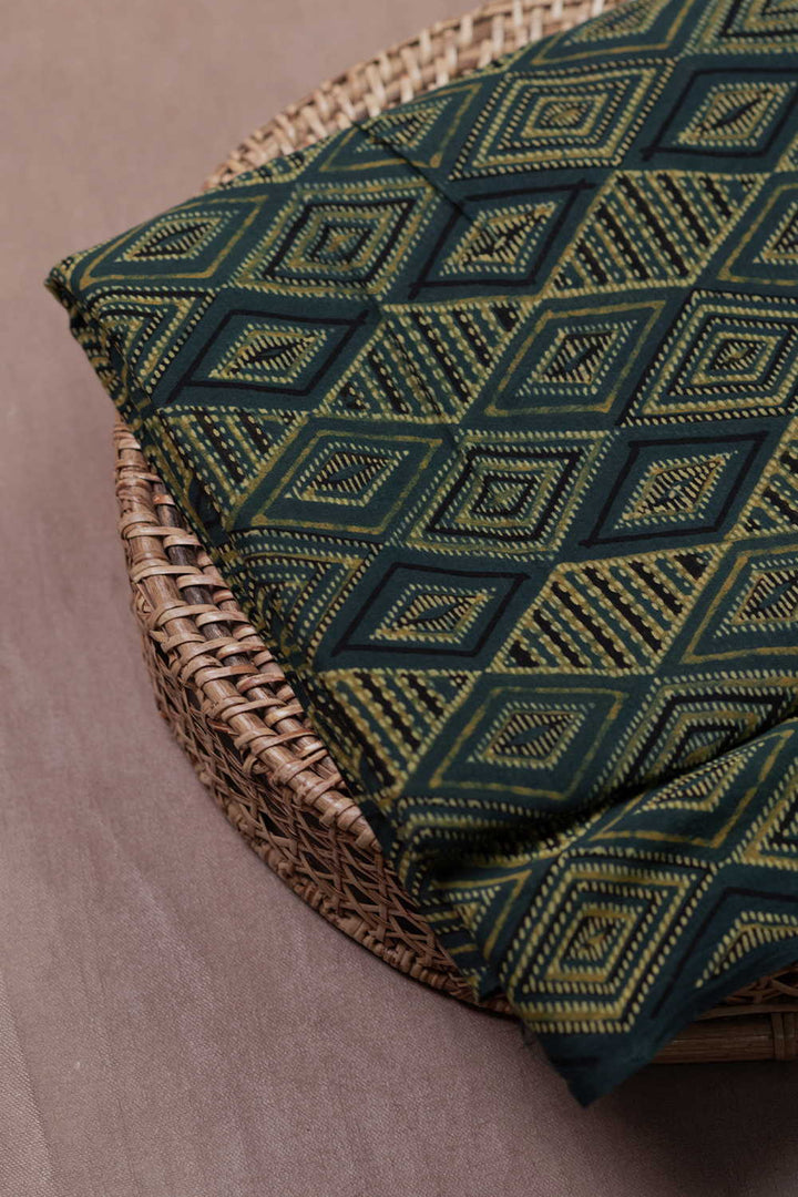 Ajrak Mul Cotton Fabric - Matkatus 