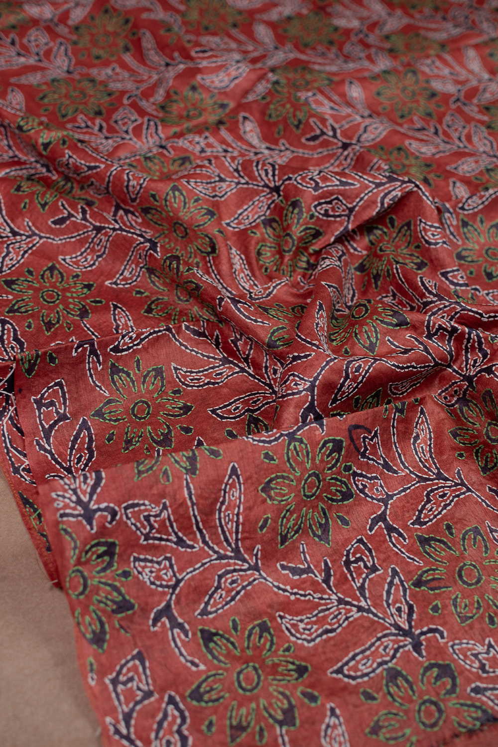 Tussar Silk Dupatta - Matkatus 