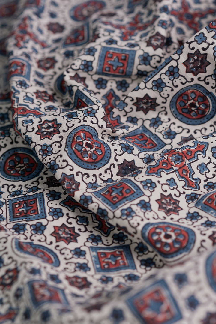 Block Printed Fabric- Matkatus 