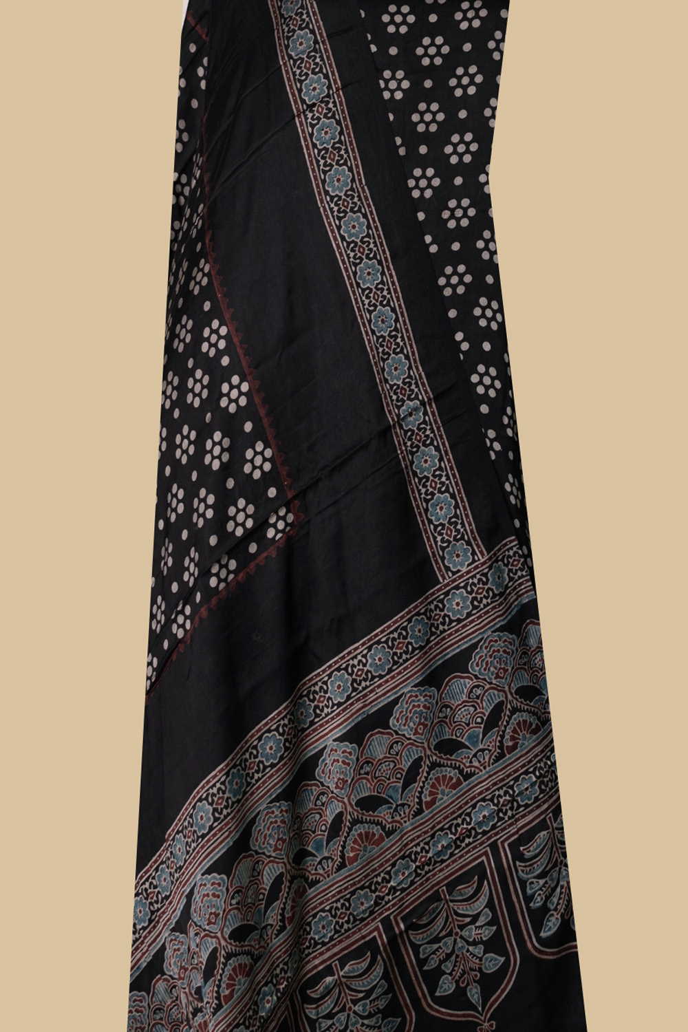 Ajrak Suits-Matkatus 
