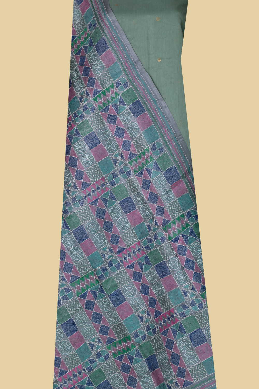 Top and Dupatta - Matkatus 