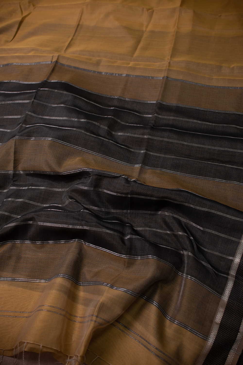 Maheshwari Silk Cotton Saree - Matkatus