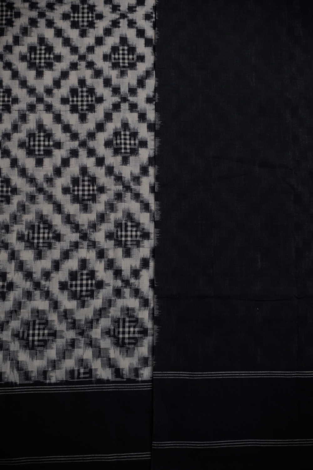 Ikat Saree - Matkatus 