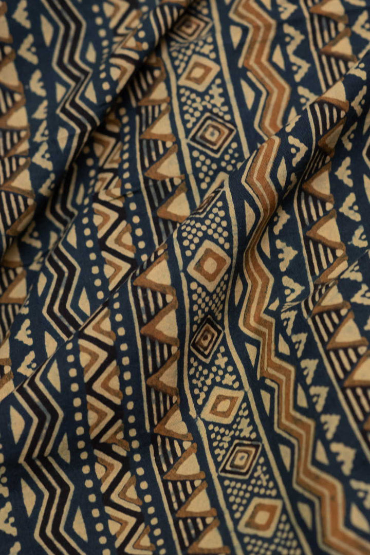 Ajrak Fabric - Matkatus 