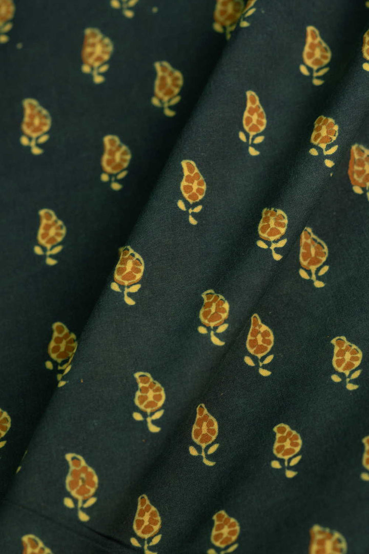 Ajrak Fabric - Matkatus 