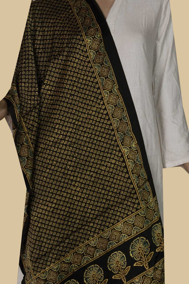 Ajrak Stole - Matkatus