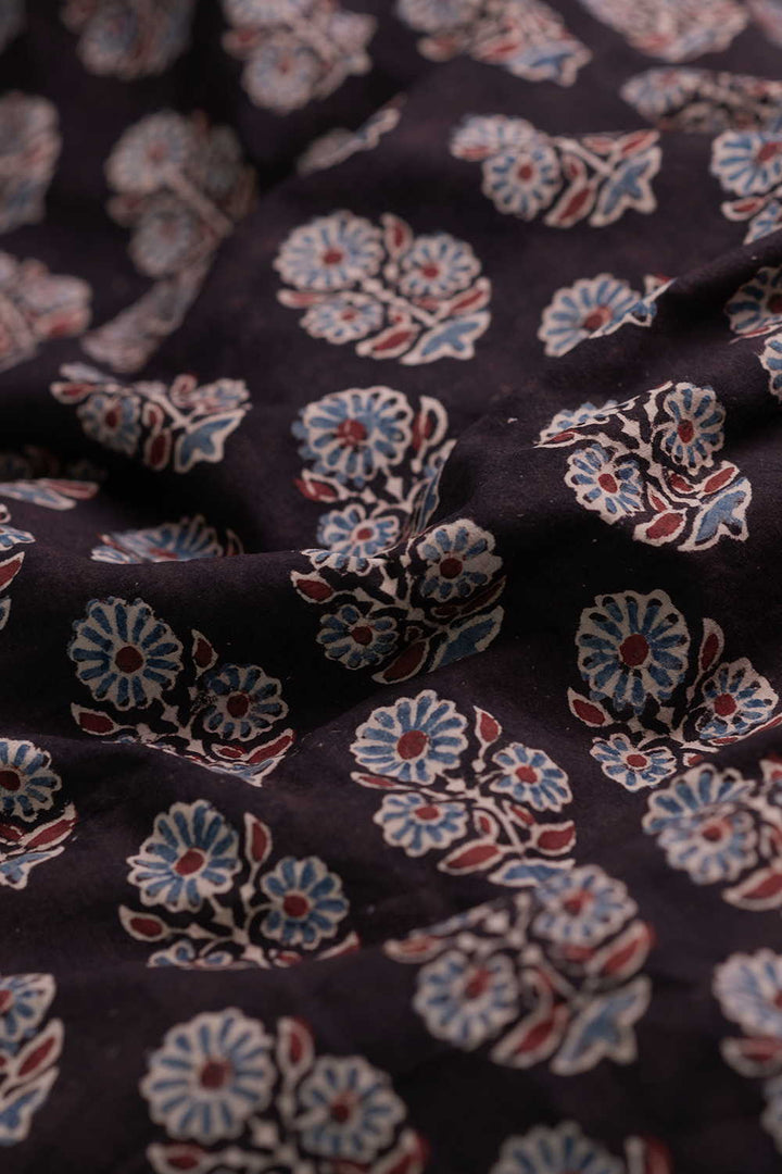 Block Printed Cotton Fabric - Matkatus 