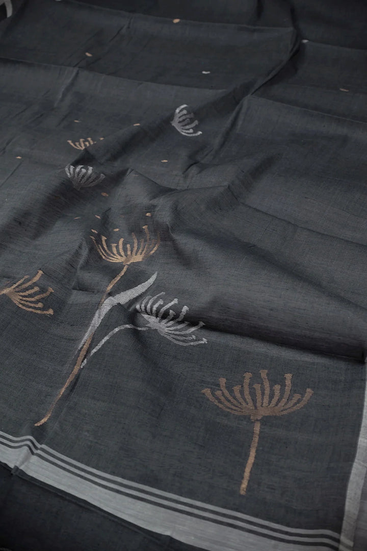 Gold & Silver Zari Butta Handwoven Cotton saree