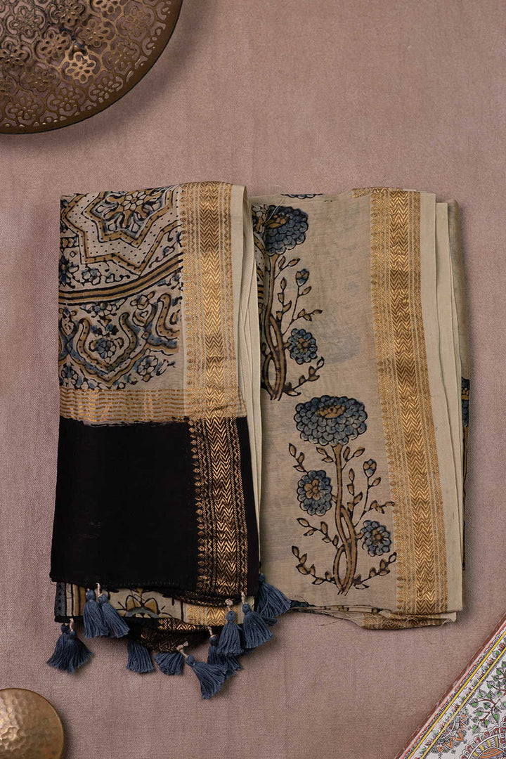 Top and Dupatta - Matkatus 