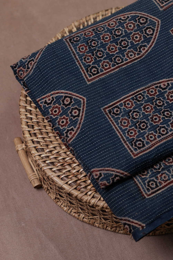 Ajrak Fabric - Matkatus