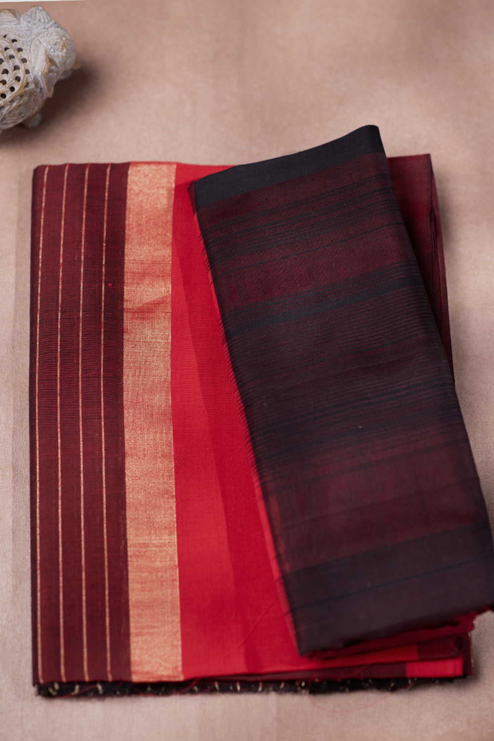 Top & Dupatta - Matkatus 