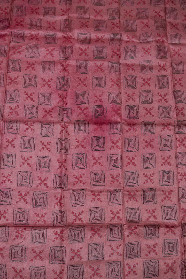 Embroidered Blouse - Matkatus