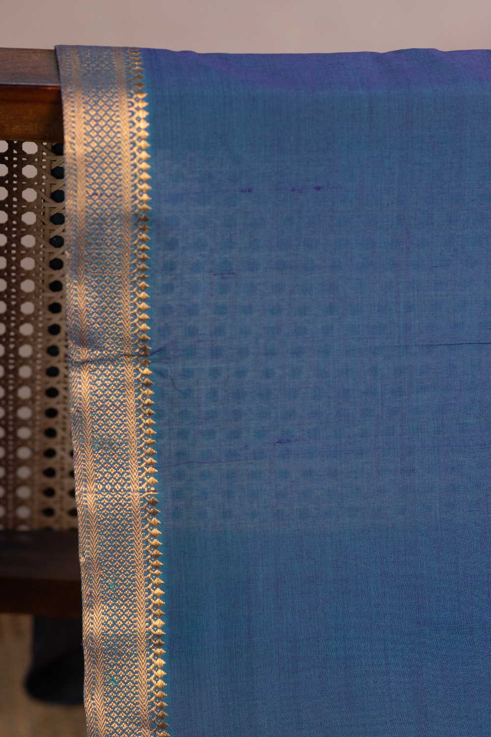 Double Shaded Mangalagiri Border Cotton Fabric
