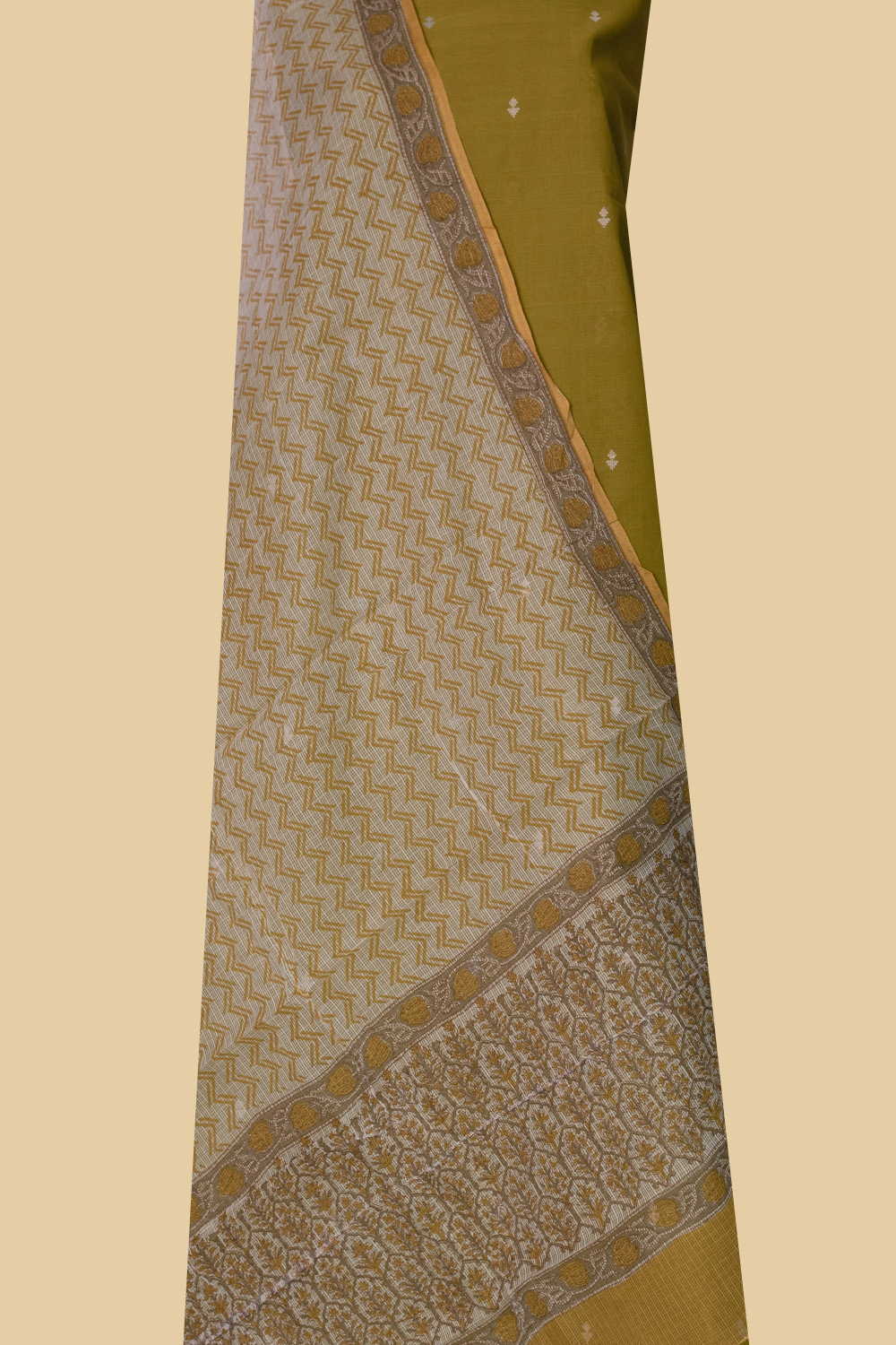 Top and Dupatta - Matkatus 