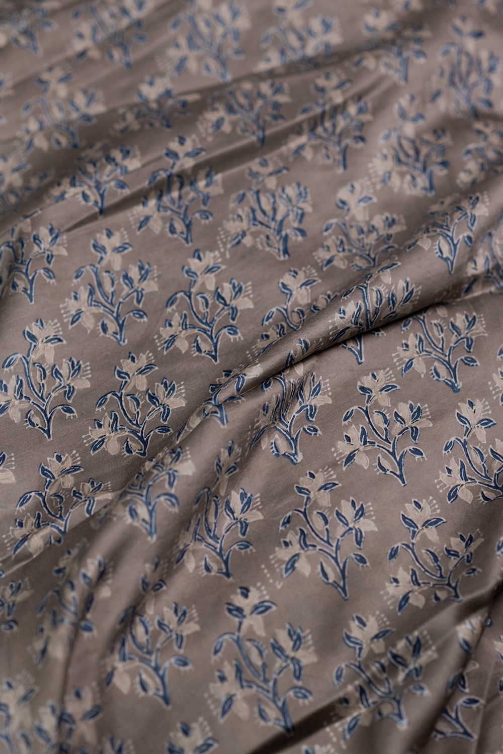 Silk Fabric - Matkatus