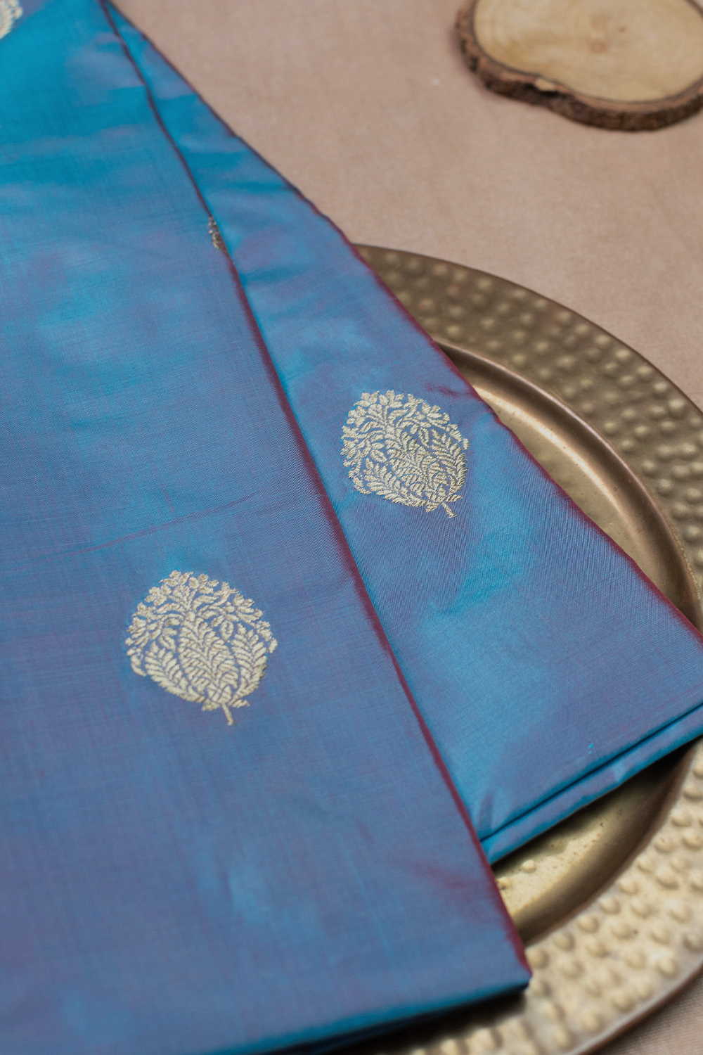 Silk Fabric - Matkatus 
