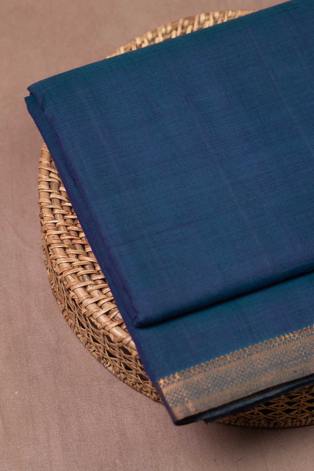 Double Shaded Mangalagiri Border Cotton Fabric