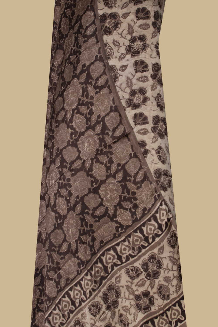 Top & Dupatta - Matkatus