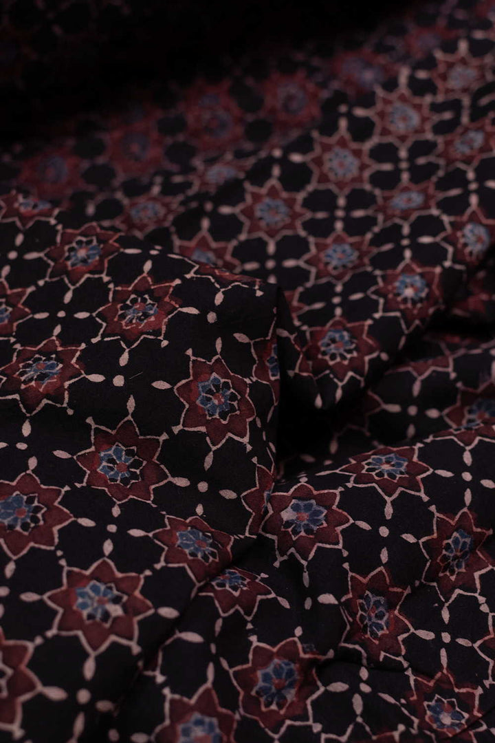 Ajrak Fabrics - Matkatus 