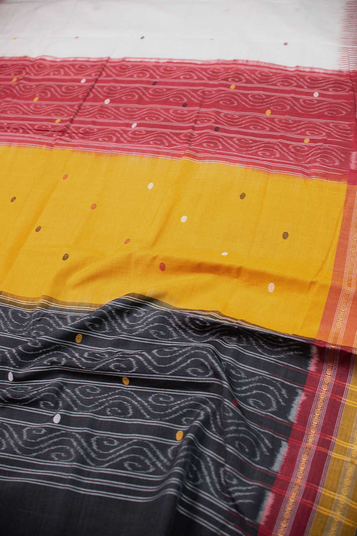 Sarees - Matkatus