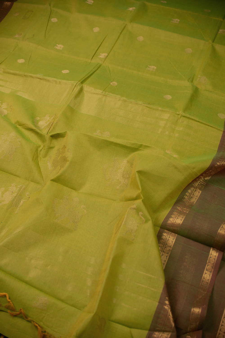 Sarees - Matkatus 