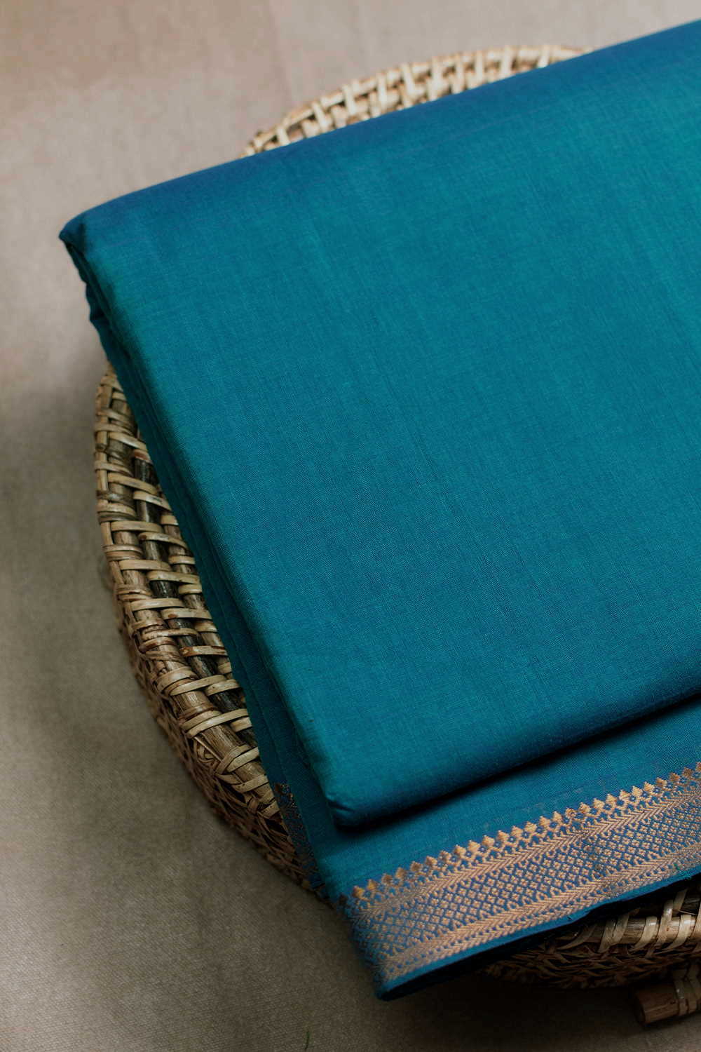 Bordered Fabrics - Matkatus 