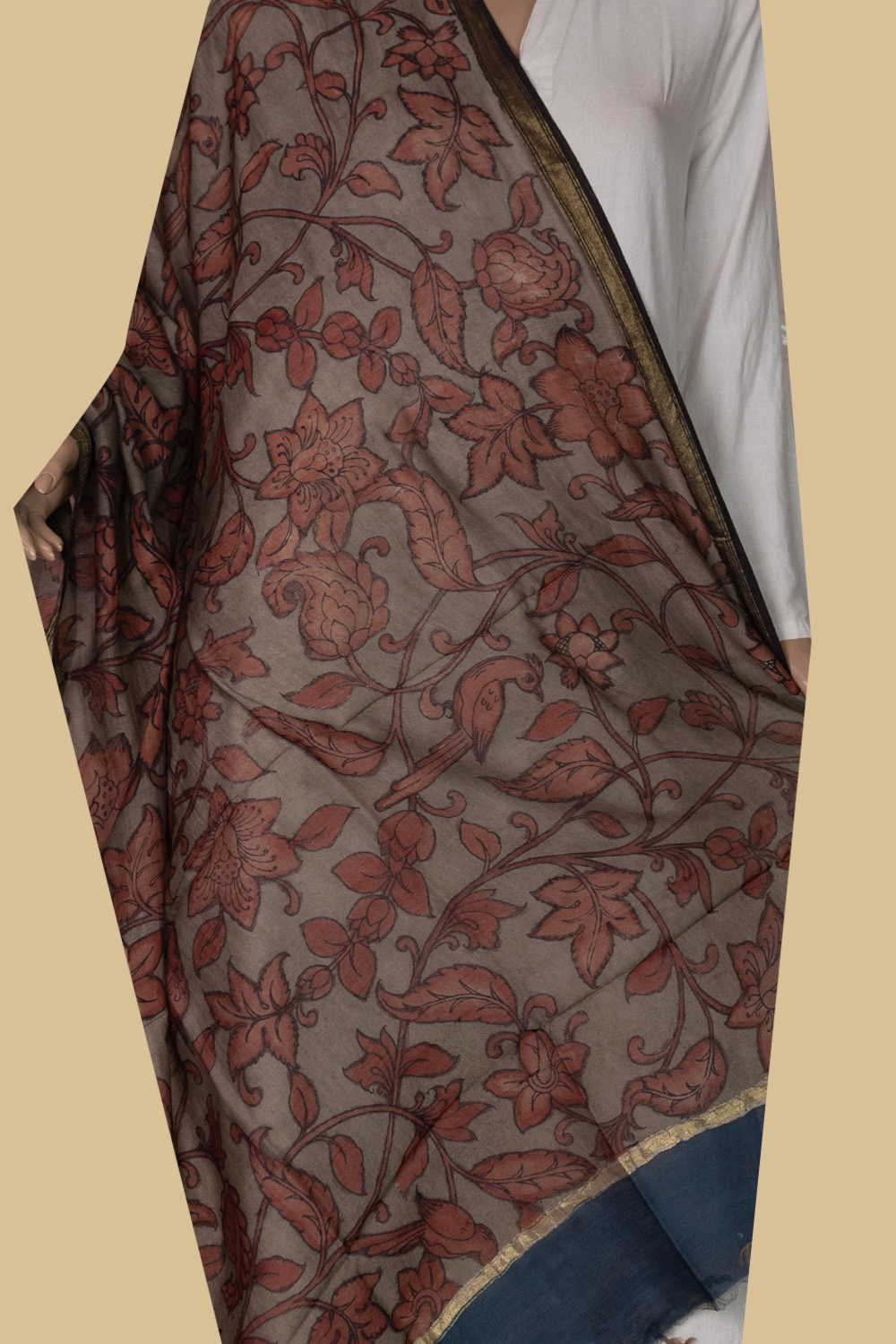 Hand Painted Dupatta - Matkatus 