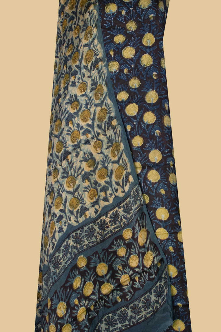 Top & Dupatta - Matkatus
