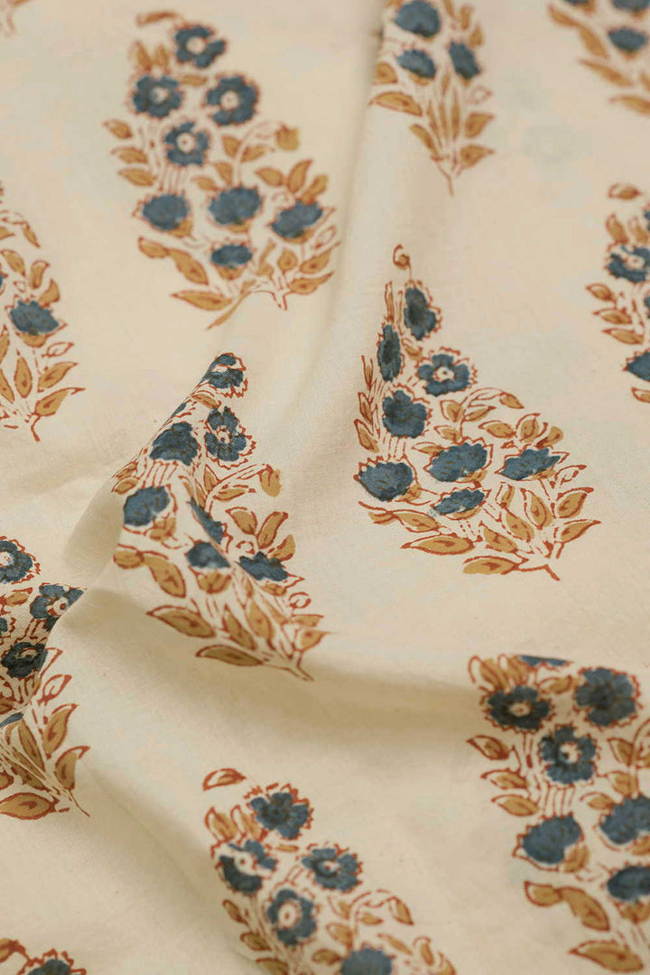 Ajrak Fabric - Matkatus 