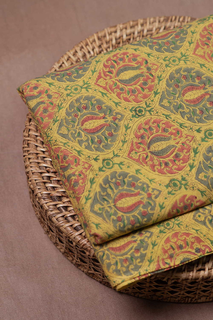 Cotton Fabric - Matkatus